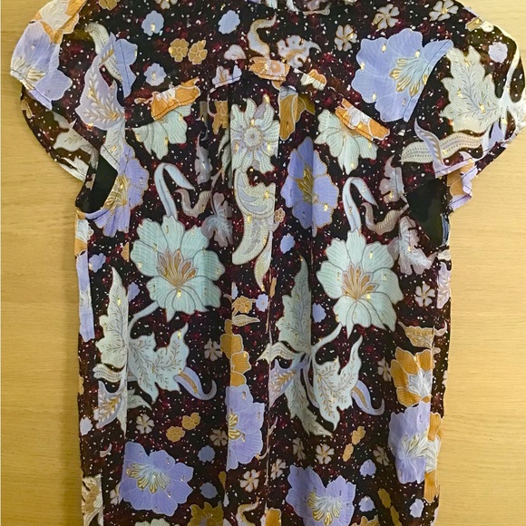 Small KENAR Floral Sparkle Flowy Top and Size 4 Bermuda Low Waist Skinny Shorts - Picture 4 of 5